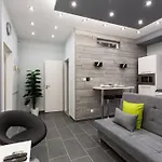 Premium Apartment By Hi5 - Central 1 Bedroom