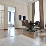 Premium Apartment By Hi5-Vaci Str. 3 Bedroom