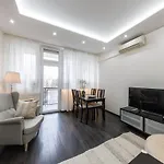 Spacious 3-Room Apartment With Free Parking