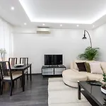 Spacious 3-Room Apartment With Free Parking