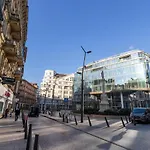 Premium Studio Szervita Square