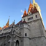 Marble Apartment -Near Buda Castle
