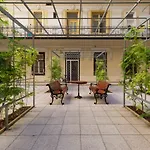 H29 Vivien Apartman