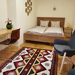 Andrassy Suite