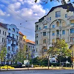 Apartment With 2 Bedrooms Near Gellert Thermal Bath