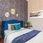 Deluxe Central Quentin Apartment 3Bedrm, 2Bathrm