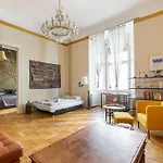 Bourgeois Boheme Apt. 88 M² City Center