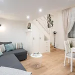 Mira Holiday Apartment