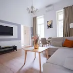 Venus Apartments - Klauzal Ter I