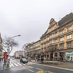 Andrassy Grandeur With Indoor Parking