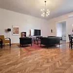 Margaret Residence