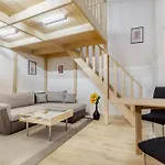 Piano Apartment