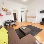 Spacious In A Vibrant Center