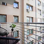 Designer Boutique Central Apartment