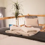 La Bella - Entire Apartment Near Gozsdu Udvar