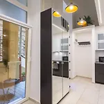 Lovely & Central Apartment
