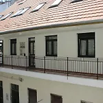 Upartments