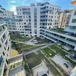 Brand New Danube Studio W Balcony And Free Parking