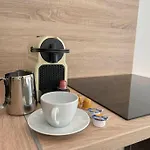 Brand New Danube Studio W Balcony And Free Parking