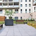 Central - Balcony - Cozy - Ac