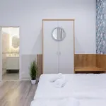 P50 Design Apartment - Hostaid