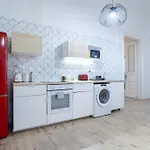 4-Bedroom Comfort Apartment In The Citycenter F38