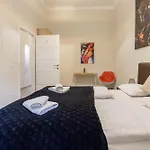 Your 3-Bdrm Apartment At Szimpla Kert
