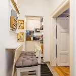Central Opera Loft Apartment
