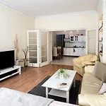 Modern Apartment Literally In The Downtown