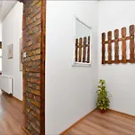 Good Vibes Apartments