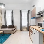 Barcsay Apartment