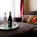 Art Apartment