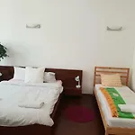 Csengery Apartment