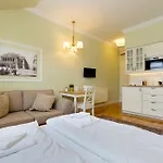 Roland Apartments