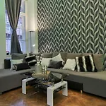 Feel Different Apartment