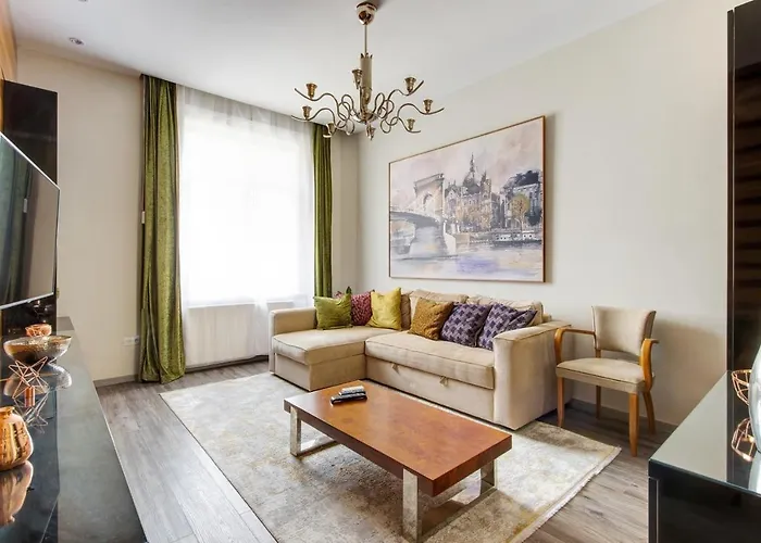 d.Five Aranykéz Apartment