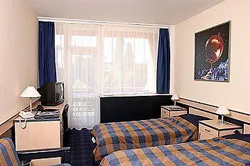 Ibs Garden Hotel