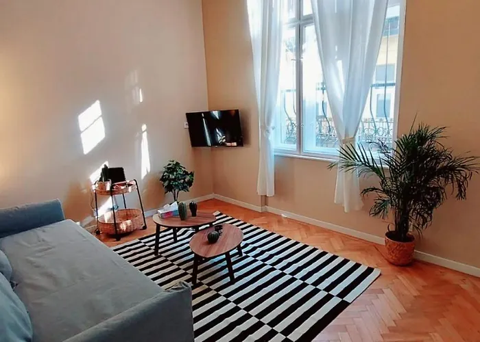 A+ Budapest Downtown Apartments Akacfa