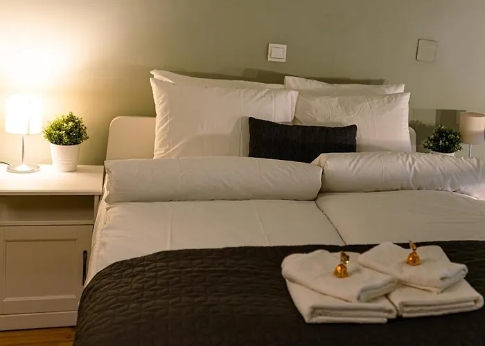 La Bella - Entire Apartment Near Gozsdu Udvar