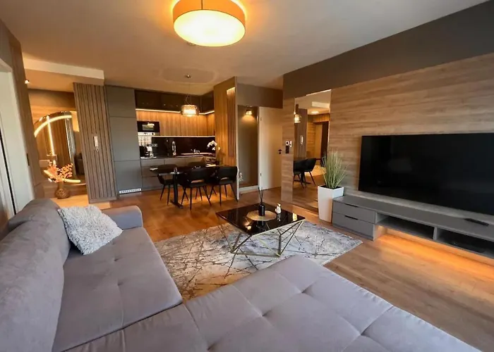 Glamorous Apartment In Budapest, Hungary