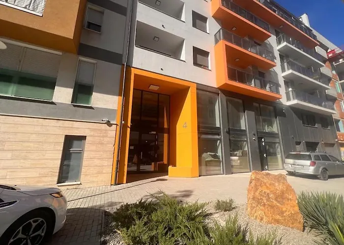 Karzo Property Lk 209
