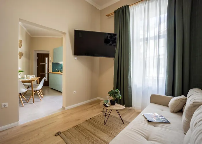 Oktogon Design Home