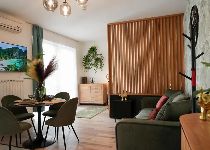 Designer Boutique Central Apartment