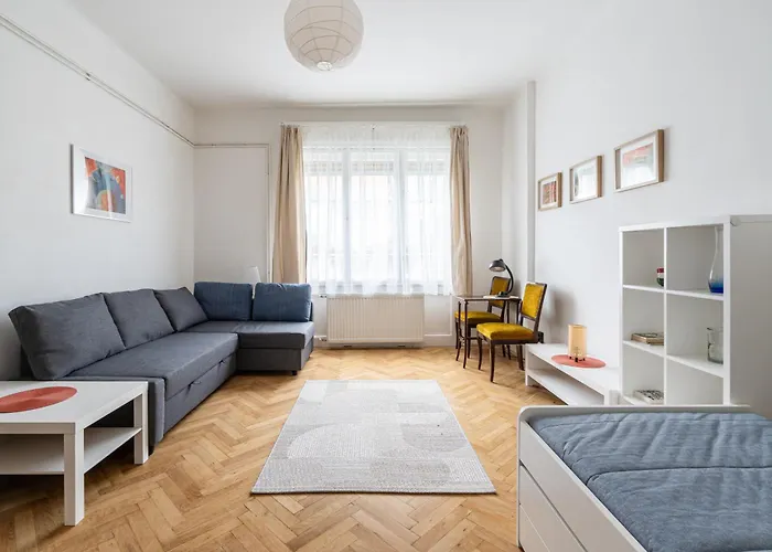 Buda Breeze Apartment