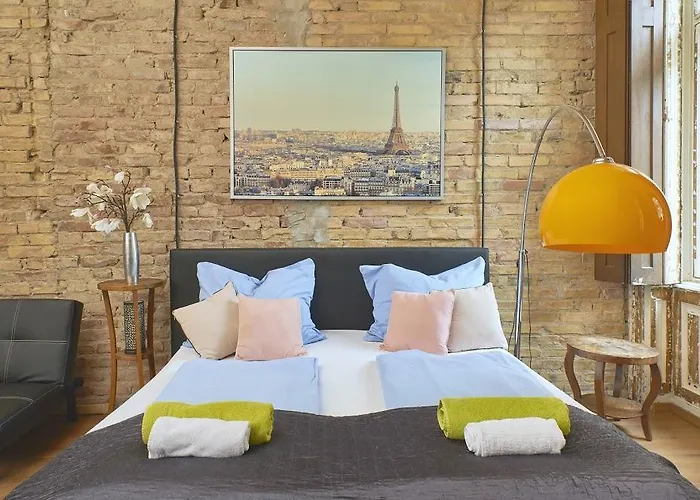 Budapest Loft Central Design Home