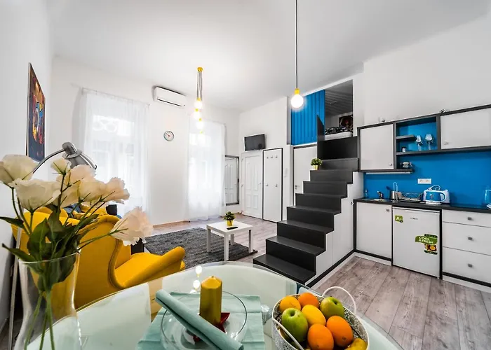 Akacfa 57 Stylish Apartment