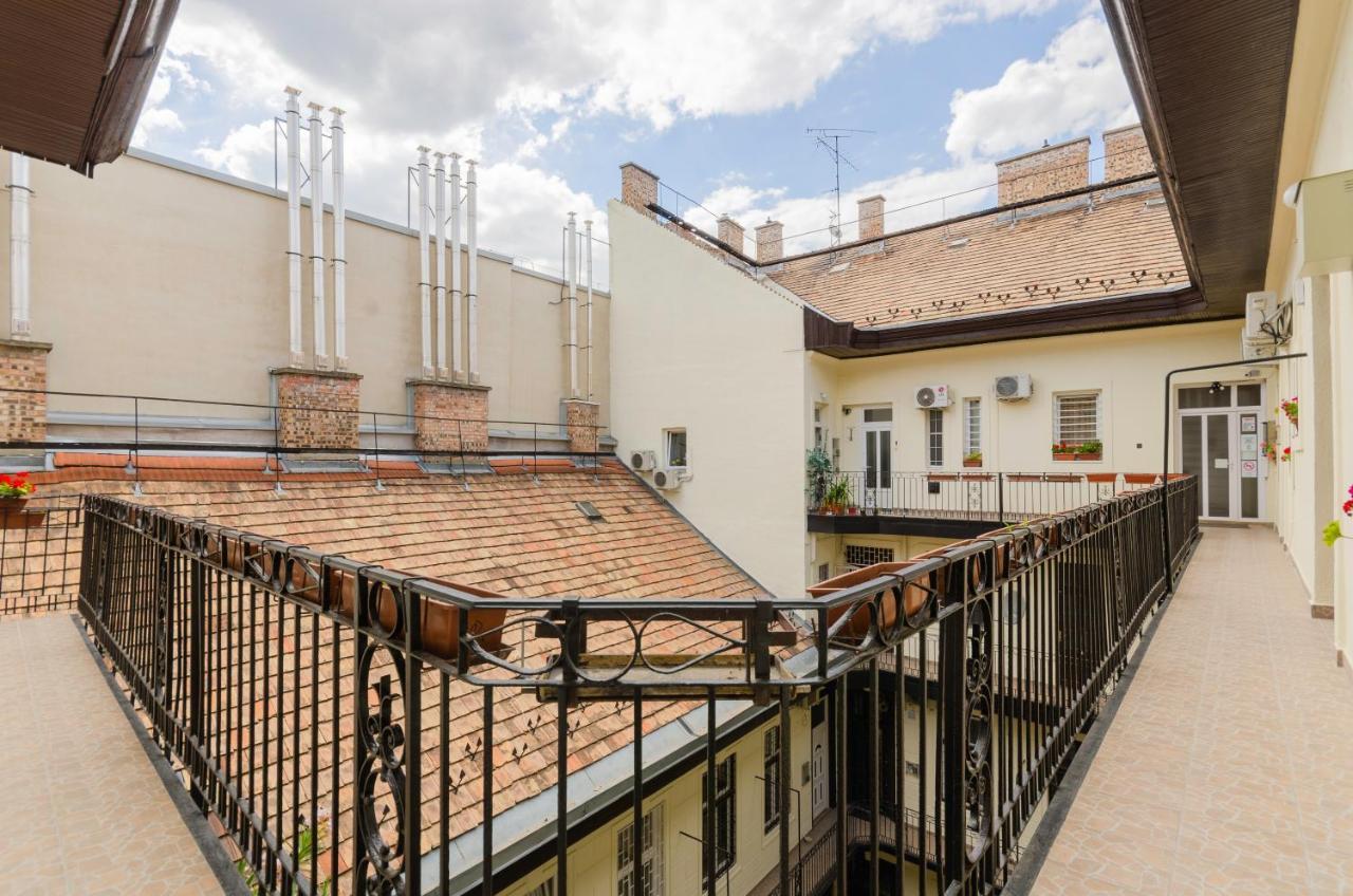 Eitans 3* Budapest