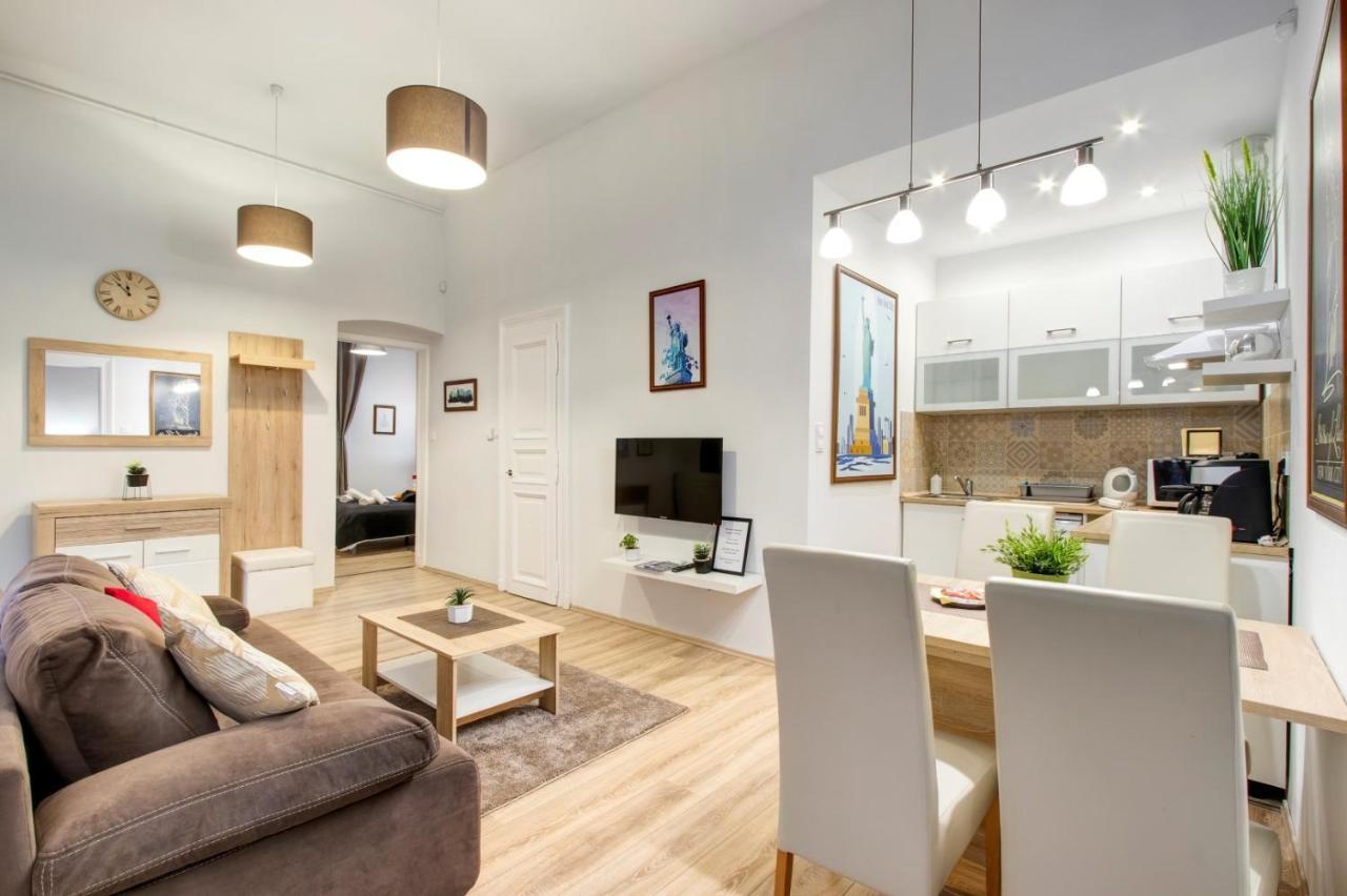 Apartamento Standard By Hi5 - Weiner Leo *