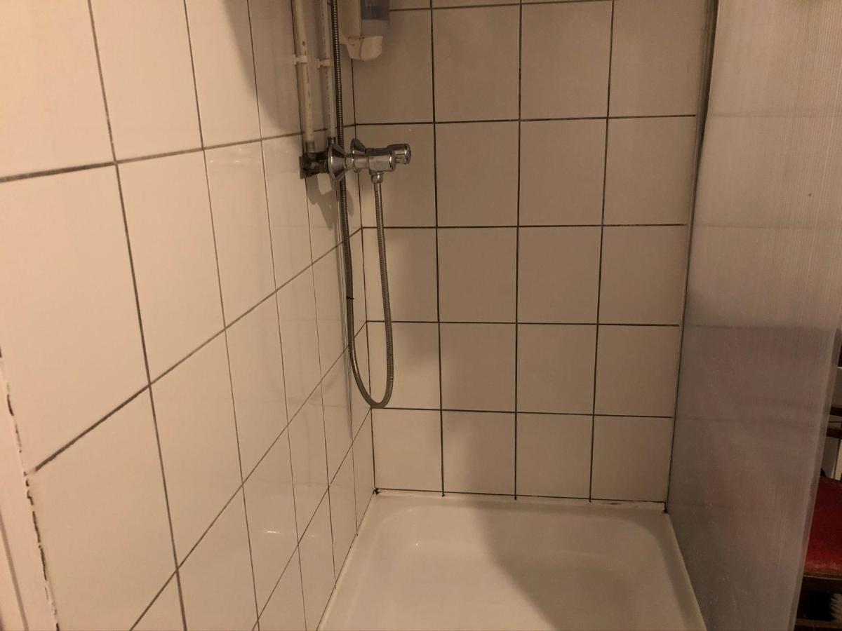 Whole Basement Former Pub For Stag Do, Bachelor House Party Flat Apartamento *