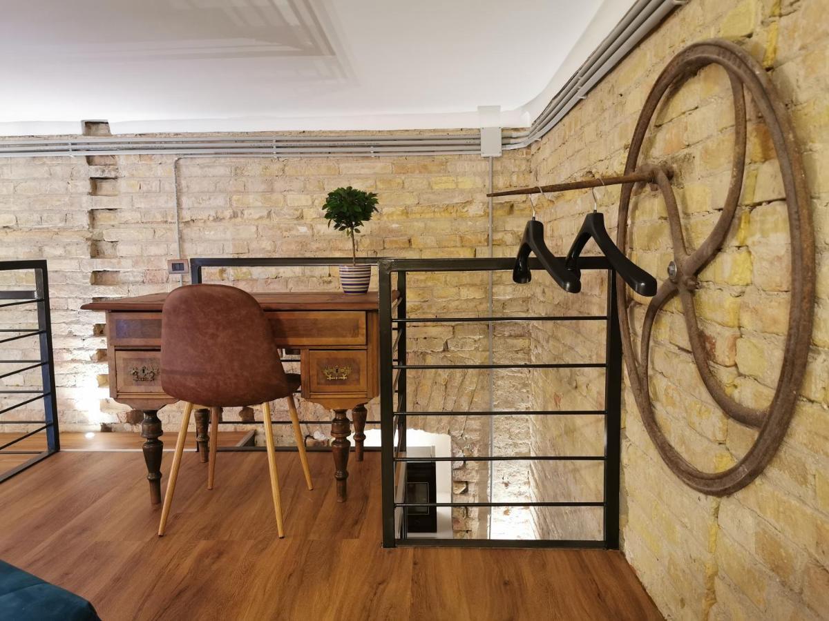 The Address Loft 22ppl Budapest